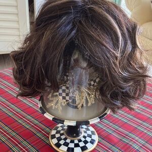 Henry Margu Brown Wig Highlights